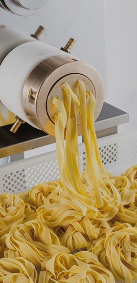 Pasta extruder semi-industrial, for continuous production all shapes.  TECH-P150Z